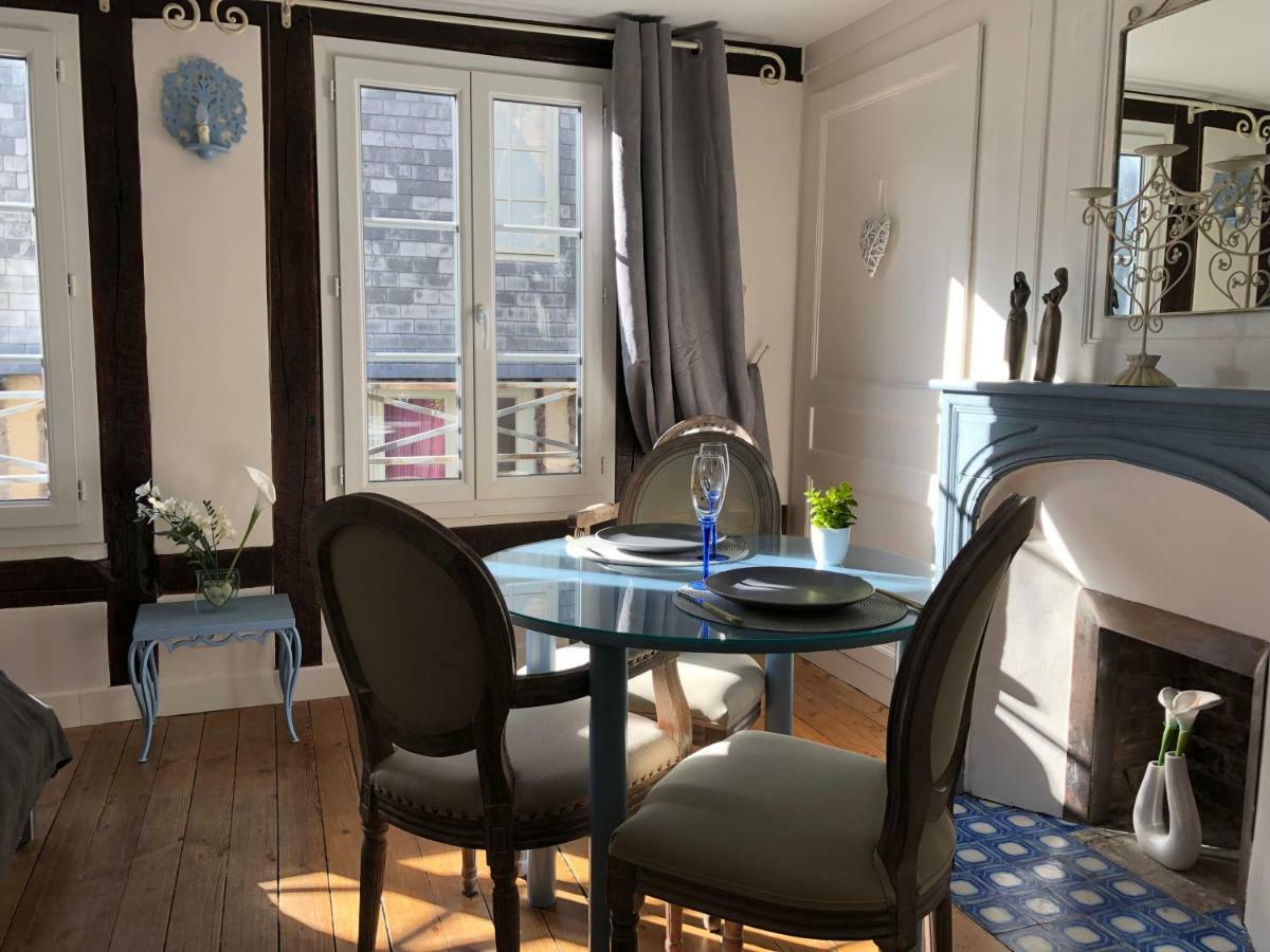La Parenthese Du Capucin Appartement Honfleur Buitenkant foto