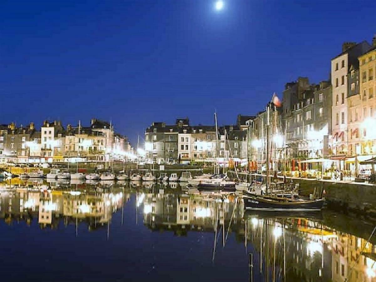La Parenthese Du Capucin Appartement Honfleur Buitenkant foto